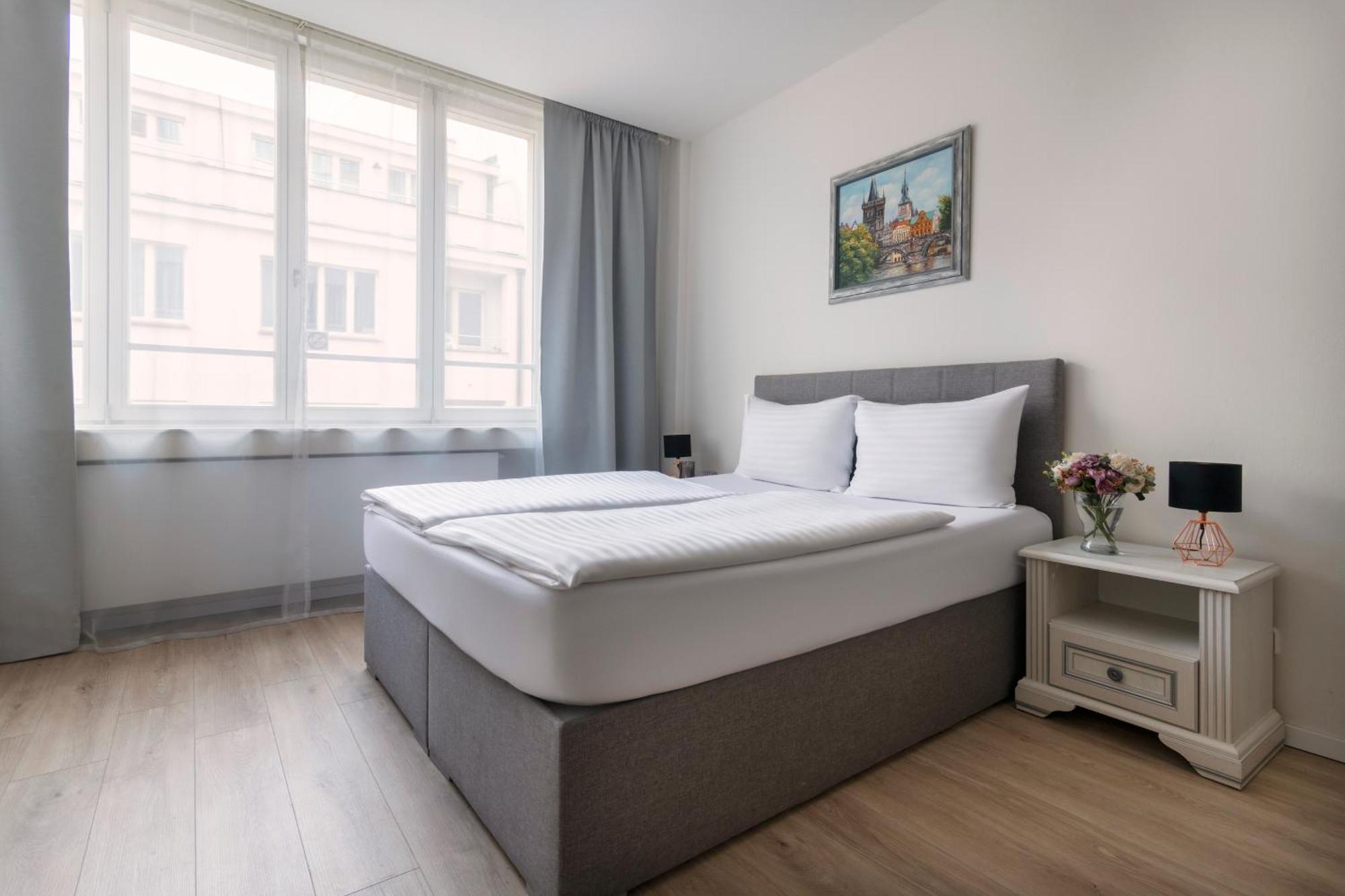 Prague Serenity Suites And Apartments Εξωτερικό φωτογραφία