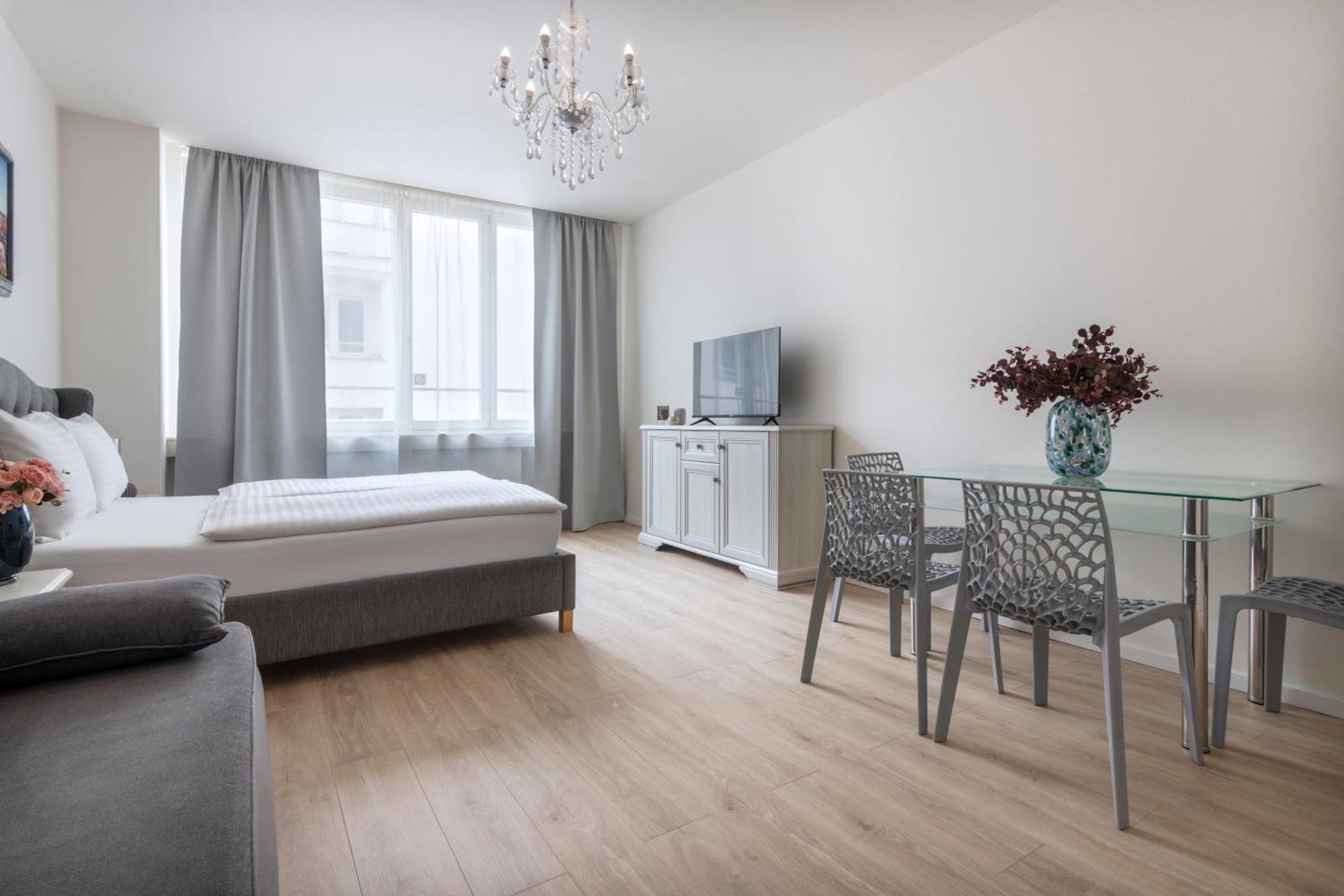 Prague Serenity Suites And Apartments Εξωτερικό φωτογραφία