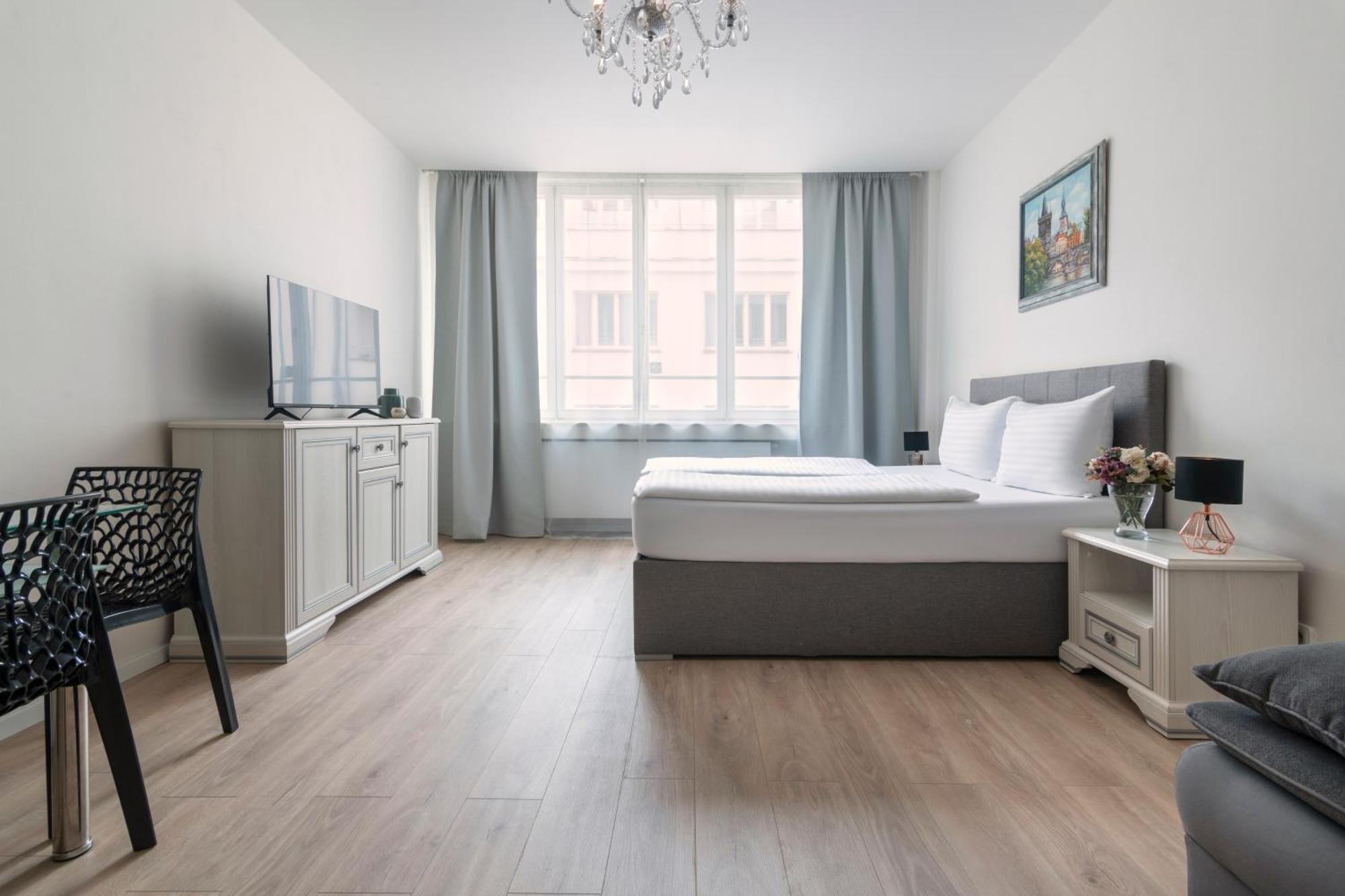 Prague Serenity Suites And Apartments Εξωτερικό φωτογραφία